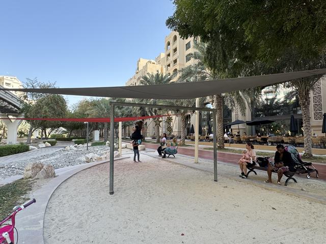 The Pointe Station　棕榈广场站